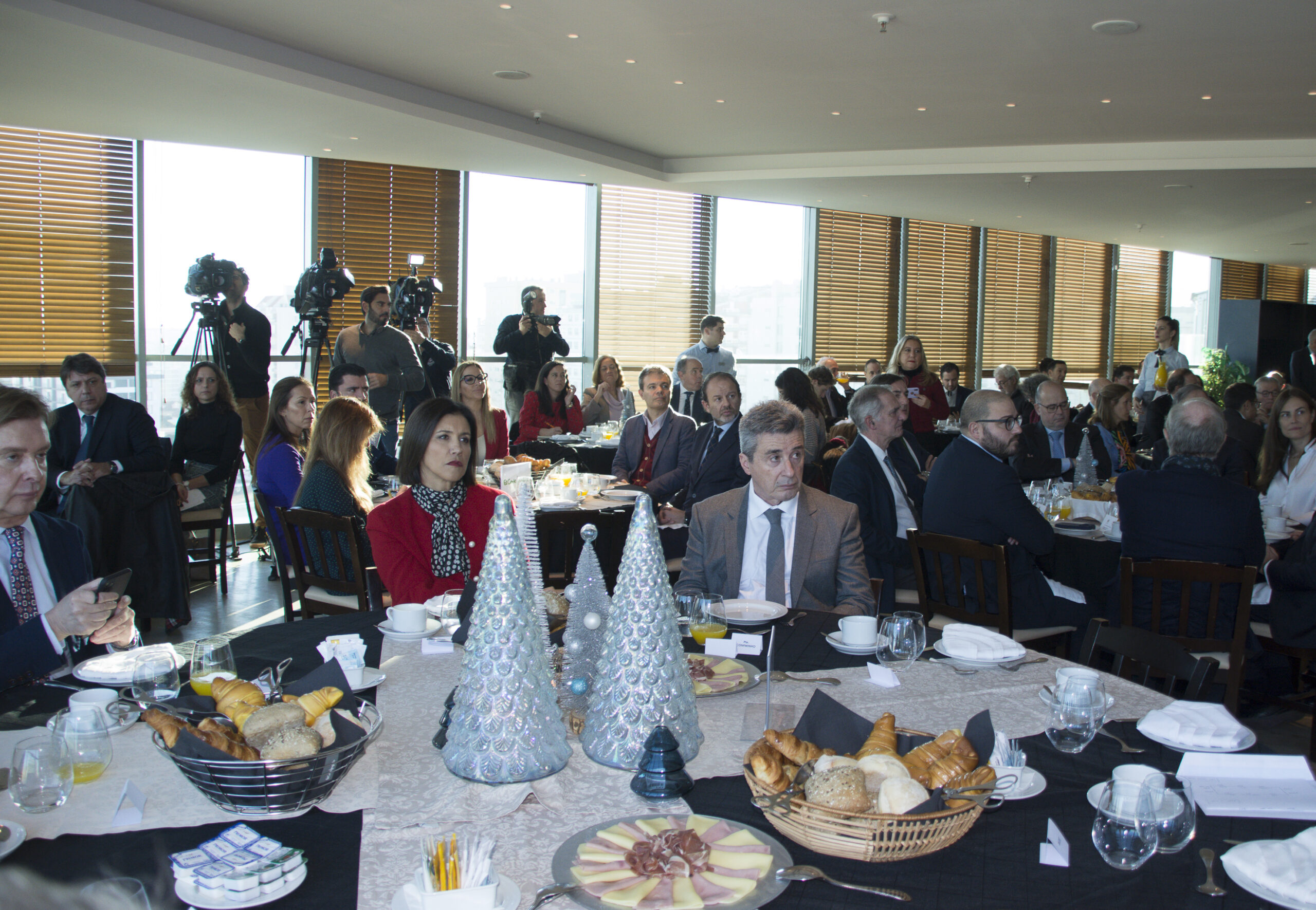 Presidente da Confminho participa em Pequeno-Almoço-Debate com o Presidente da Xunta da Galiza e o Presidente da Euroregião Galiza-Norte de Portugal